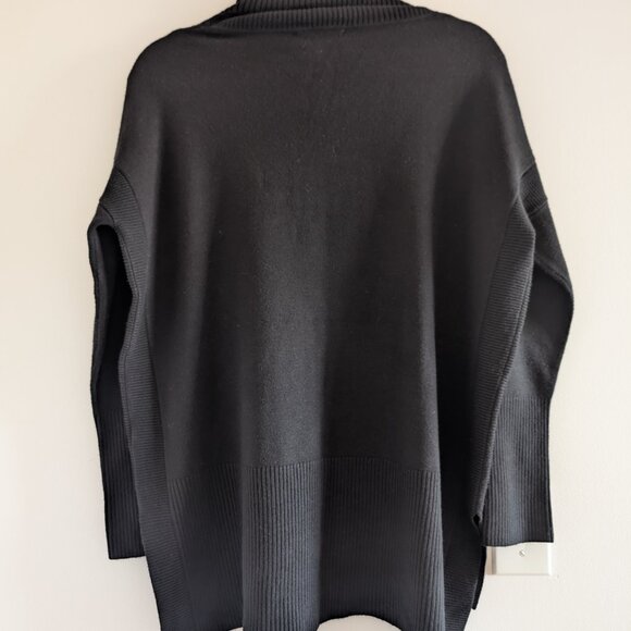 French Connection knit turtle neck - Picture 6 of 7